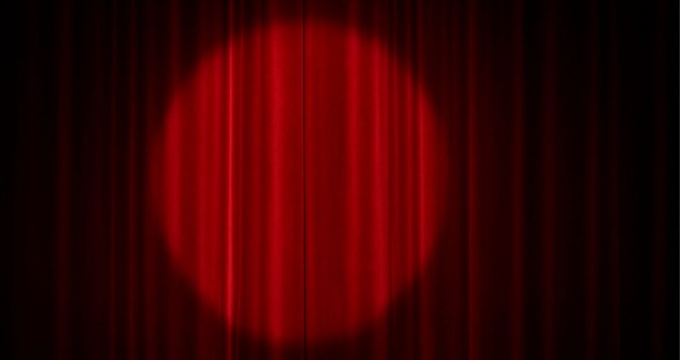 תיאטרון בנים